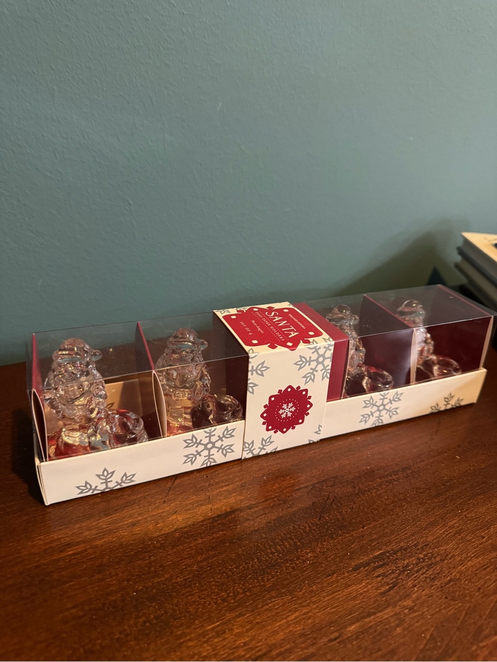Set of 4 Williams Sonoma Glass SANTA Tiny Taper Candle Stick Holders in Box